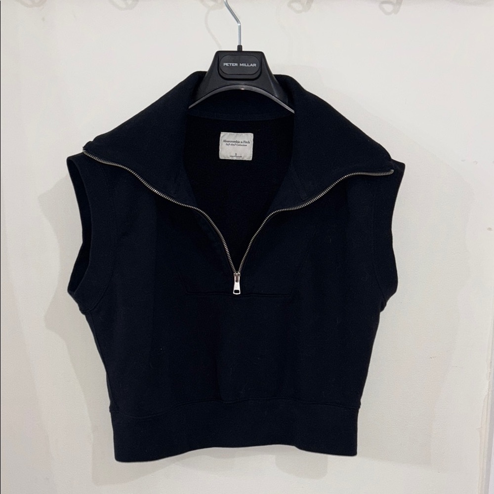 Abercrombie & Fitch Black Sleeveless Quarter Zip  Top